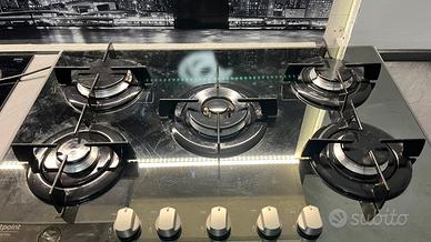 Piatto cucina a gas 5 fuochi ARISTON