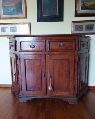 Credenza bassa in massello 