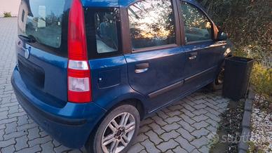 FIAT PANDA 1.3 MJT . 1800.00 trattabile
