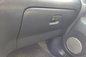 Cassetto portaoggetti TOYOTA RAV 4 del 2004