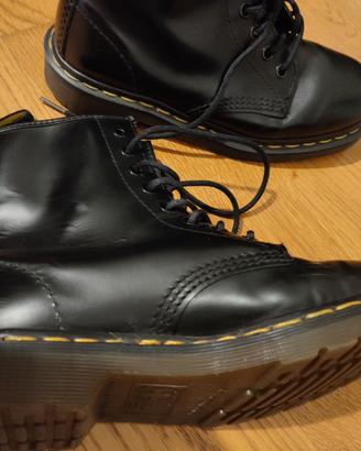 Anfibi Dr Martens