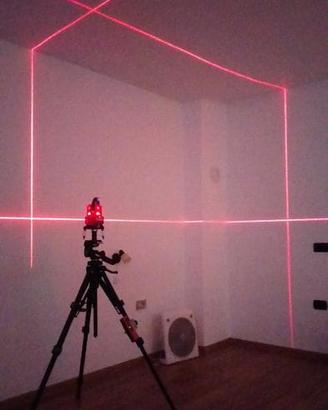 Livella Laser marca Futech Multicross 8