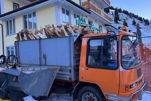 Autocarro OZ 35 Q ribaltabile trilaterale