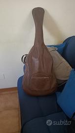 chitarra classica elettrificata