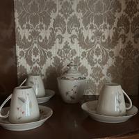 Piccolo servizio in porcellana