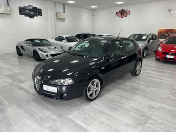 Alfa Romeo 147 5p 1.6 ts 16v 105cv