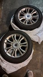 Gomme invernali con cerchi in lega 205/55 r16