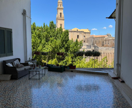 Lecce Centro Storico trilocale arredato