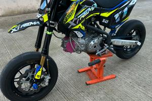 Pit bike