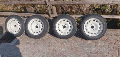 Pneumatici invernali chiodati 165-65-R14