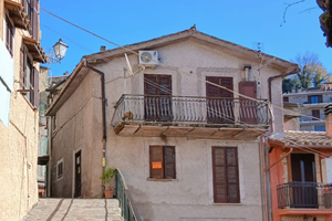 Gerano rm vendita appartamento