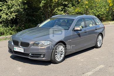 BMW 530d xDrive 258CV Touring Luxury
