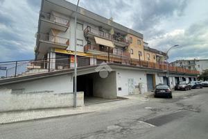 MAGAZZINO A CORIGLIANO-ROSSANO