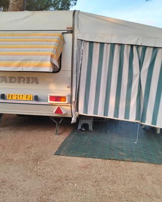 Caravan Adria 400 in CORSICA (Propriano)