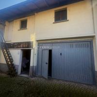 MAGAZZINO CON POSSIBILITA' DI CAMBIO D'USO E DOPPI