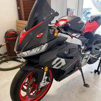 Aprilia RS660 35 kW depotenziata a libretto