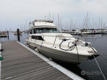 1980 Sea Ray 34 fly sedan bridge