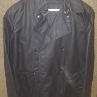 Trench chiusura doppio petto  con cintura Zara 
