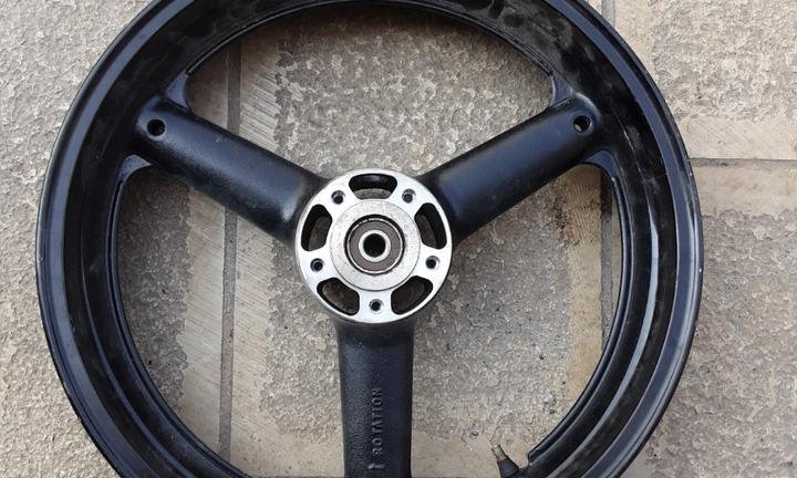 Cerchio anteriore nudo suzuki gsx 600/750 f 98/01