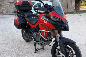 Multistrada V2s travel