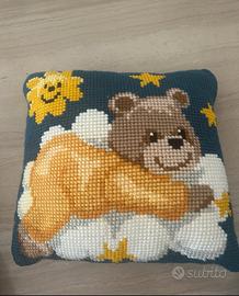 Cuscino decorativo per letto