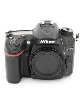 Nikon D7100
