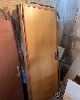 Porte in legno da interno