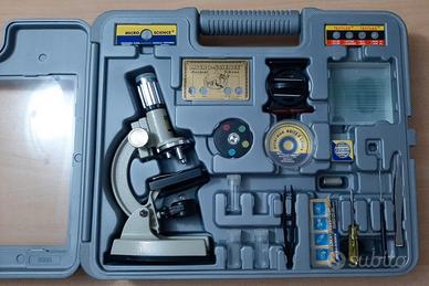 Valigetta con Microscopio in metallo + Accessori