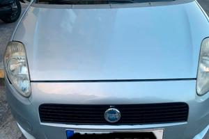 PUNTO 12 CC BENZINA GPL CON ASSICURAZIONE INCLUSA