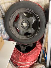 Gomme piu cerchi invernali 80 % R16