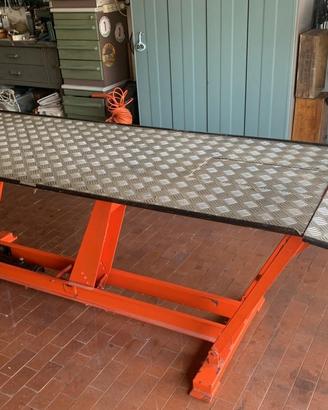 ponte sollevatore per moto professionale usato 