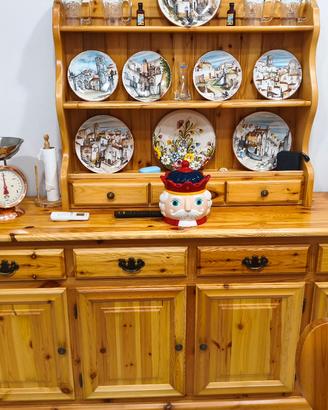 Cassettiera con Piattiera