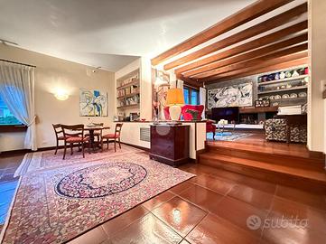 VILLA SINGOLA A MEZZOLOMBARDO