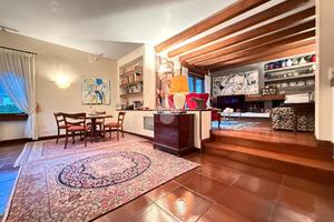 VILLA SINGOLA A MEZZOLOMBARDO