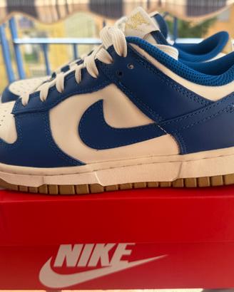 Nike Blu