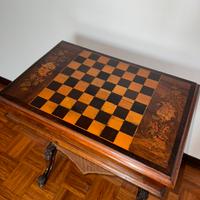 Antico tavolino da cucito 800