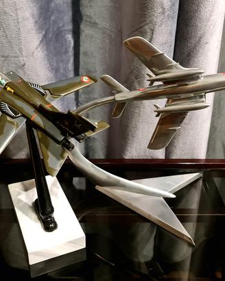 aerei alluminio Thunderflash F-84F  TORNADO italia