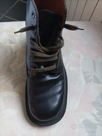 Anfibi da uomo sisley