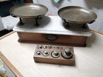 Bilancia Vintage con pesi