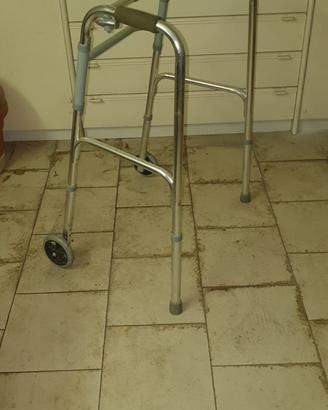 Girello pieghevole 2 ruote e 2 puntali