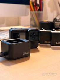 GoPro HERO11 Black + accessori