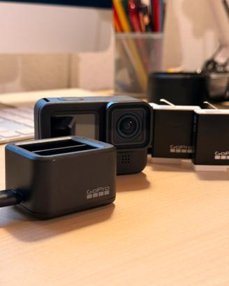 GoPro HERO11 Black + accessori