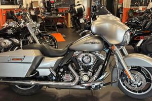 Harley Street Glide perfetta