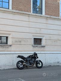 Hornet 600