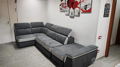 Divano 3+2+penisola contenitore