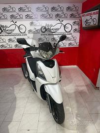Kymco People 300