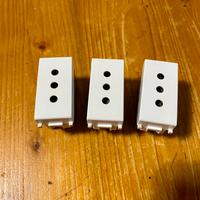 VIMAR Plana Prese 2P+T 10A come nuove