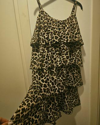 Vestito leopardato a balze 

