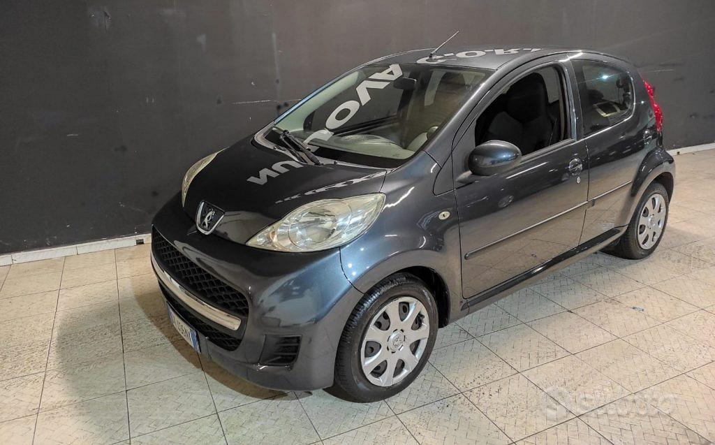 Peugeot 107 68CV 5p. Sweet Years: prezzo e scheda tecnica