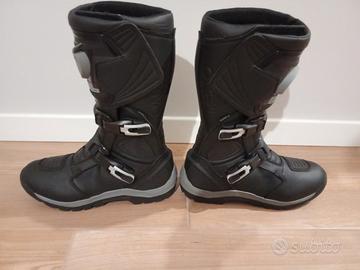 Stivali Adventure O'Neill Sierra pro 